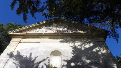 Exploring unusual sights on the Bordeaux University campus in Talence and Pessac