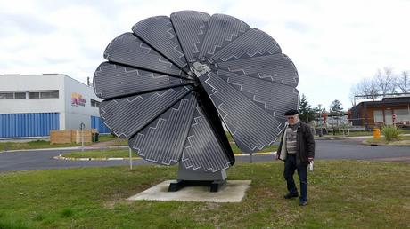 Exploring unusual sights on the Bordeaux University campus in Talence and Pessac