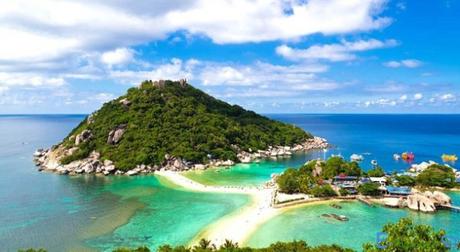 Top Iconic Islands That Is Perfect For Your Summer Getaway!