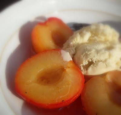 Vanilla Poached Plums