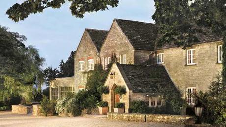 Where To Spend The Summer Holidays? Top Cottages For Your Stay!