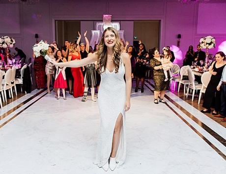 19 Unique Bouquet Toss Songs For Your Wedding Reception bouquet toss songs bride restaurant wedding tradition happy
