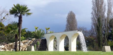 Villenave d’Ornon’s roundabout tributes to twin towns Seeheim-Jugenheim and Bridgend