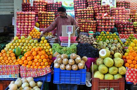 India - Karnataka - Mysore - Devaraja Market - Fruits - 239