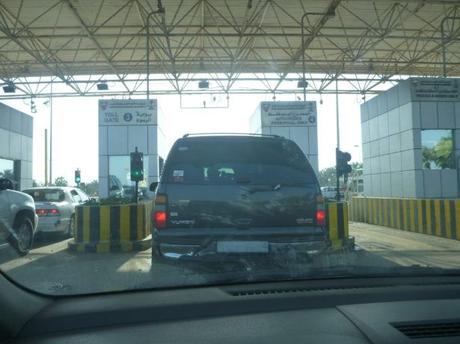 World Borders: How to Visit the Border Entrance Between Bahrain and Saudi Arabia at King Fahd Causeway World Borders: How to Visit the Border Entrance Between Bahrain and Saudi Arabia at King Fahd Causeway