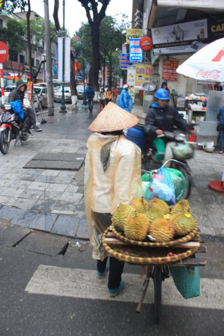 DAILY PHOTO: Door-to-Door Durian Delivery