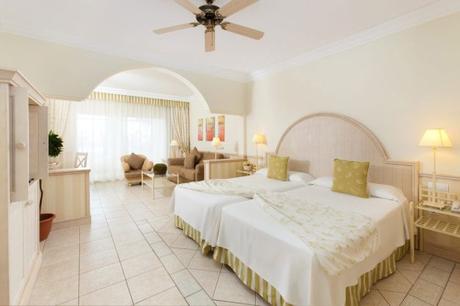 Make Your Holidays In Lanzarote Wonderful With Dream Place Hotels!