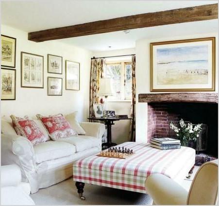 country cottage living room