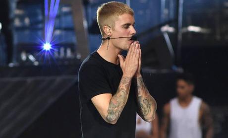 [WATCH] Justin Bieber Sings Cory Asbury’s Hit Single ‘Reckless Love’