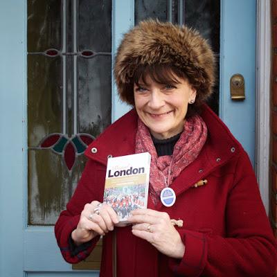 #TheCrown Tour With #LondonWalks: I Bumped Into Cookie In Winchester Yesterday by @kpgtourguide