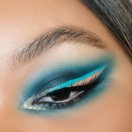 abh-subculture-graphic-blue-festival-eye-makeup