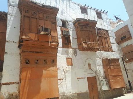 Backpacking in Saudi Arabia: Top 7 Sights in Jeddah’s UNESCO Listed Old Town Backpacking in Saudi Arabia: Top 7 Sights in Jeddah’s UNESCO Listed Old Town