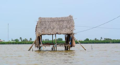 Halong Bay or Mekong Delta: rest stop