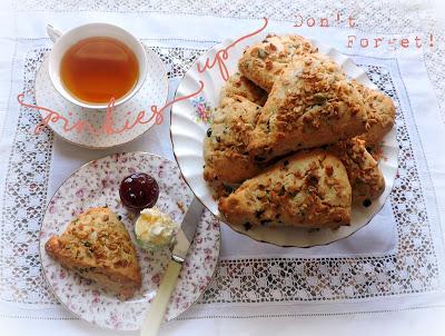 Lizi's Granola Scones