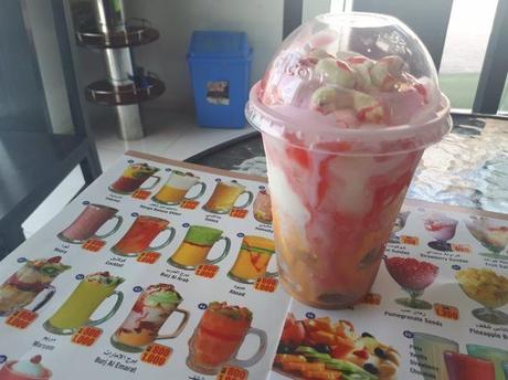 Thirsty Thursdays: Drinking Burj Al Arab Juice at Jeedaan Juice Shop in Old Muscat, Oman Thirsty Thursdays: Drinking Burj Al Arab Juice at Jeedaan Juice Shop in Old Muscat, Oman