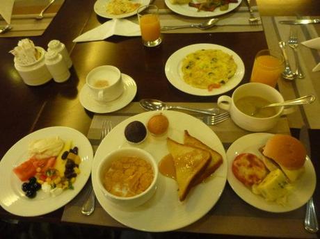 Backpacking in Saudi Arabia: Staying at the Hotel Mercure in Al Hamra, Jeddah Backpacking in Saudi Arabia: Staying at the Hotel Mercure in Al Hamra, Jeddah