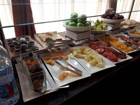 Backpacking in Saudi Arabia: Staying at the Hotel Mercure in Al Hamra, Jeddah Backpacking in Saudi Arabia: Staying at the Hotel Mercure in Al Hamra, Jeddah