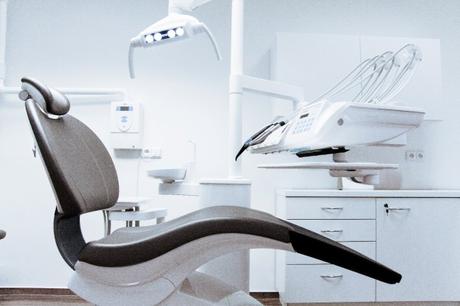 Avoid These 6 Mistakes When Choosing a New Dentist