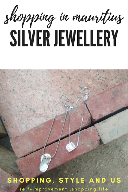 The central market also houses some good shops which sell some nice silver and silver electroplated jewelry.