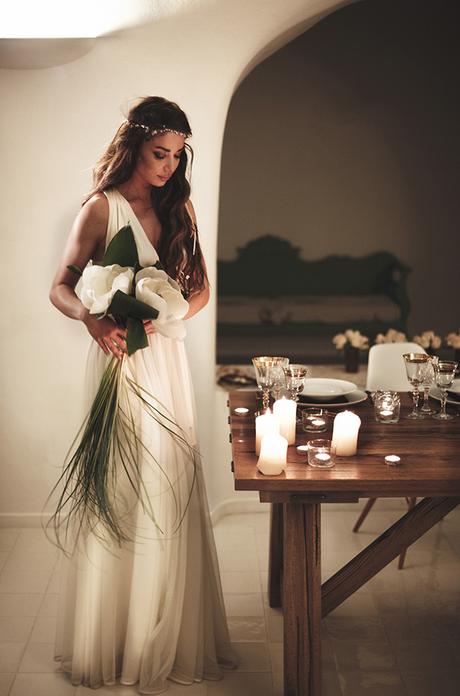 Black and gold hues wedding inspiration with a modern flair =