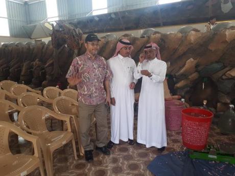 Backpacking in Saudi Arabia: Touring the Rashid Husain Al Qorashei Rose Farm and Factory in Taif Backpacking in Saudi Arabia: Touring the Rashid Husain Al Qorashei Rose Farm and Factory in Taif