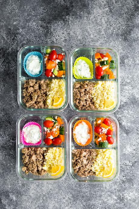 low carb meal prep bowls lined up