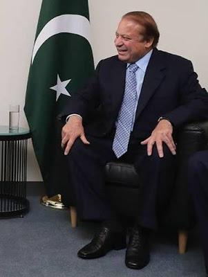 Nawaz Shariff returns to Pak - to face money laundering charges