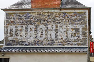 Ghost signs (133): just Dubonnet