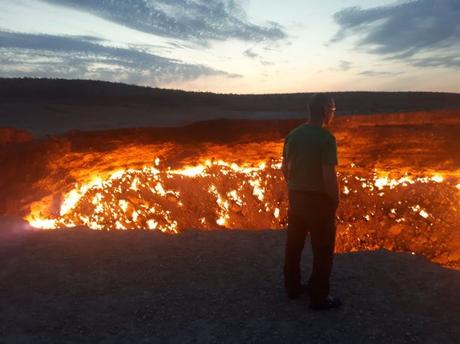 Backpacking in Turkmenistan: Camping at the Darvaza Gas Crater, Karakum Desert Backpacking in Turkmenistan: Camping at the Darvaza Gas Crater, Karakum Desert