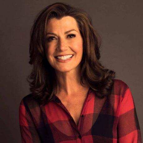 Amy Grant Single “Say It With A Kiss” Shows Love Is The Best Language
