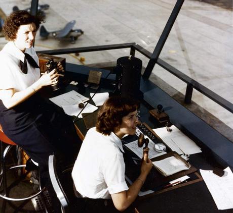 WAVES--Dorothy-Knee-and-Genevieve-Close--air-traffic-controllers WAVES--Dorothy-Knee-and-Genevieve-Close--air-traffic-controllers