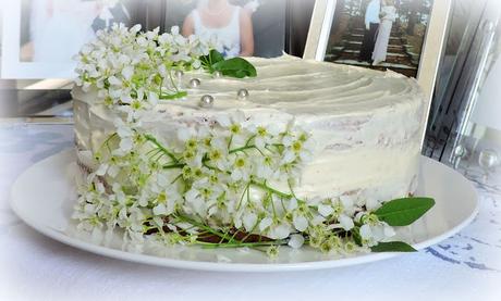 Lemon & Elderflower Cake