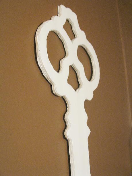 Faux moss skeleton key