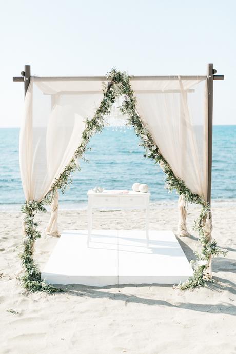 beautiful-beach-wedding-crete_10