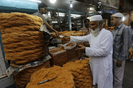 Ramadan in India: Fasting, Feasting and Shopping