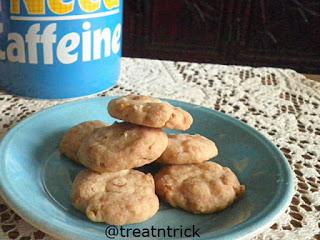 Cornflakes Cookies Recipe @ treatntrick.blogspot.com