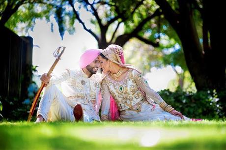 Indian Wedding Photography: Bride and groom Pose Photography ideas