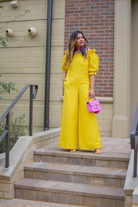 how to wear a yellow jumpsuit, massimo dutti jumpsuit, yellow and pink, neck scarf, balayage hair, street style, monochromatic look, myriad musings