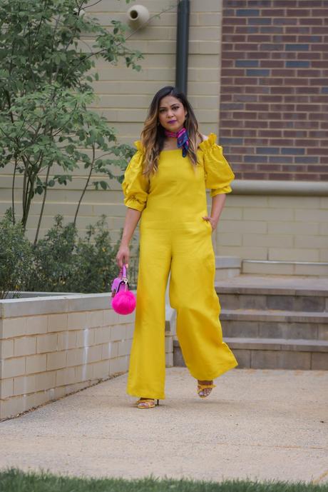 how to wear a yellow jumpsuit, massimo dutti jumpsuit, yellow and pink, neck scarf, balayage hair, street style, monochromatic look, myriad musings