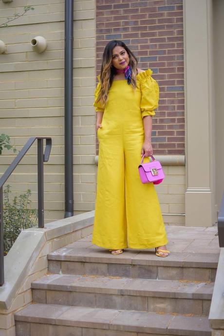 how to wear a yellow jumpsuit, massimo dutti jumpsuit, yellow and pink, neck scarf, balayage hair, street style, monochromatic look, myriad musings