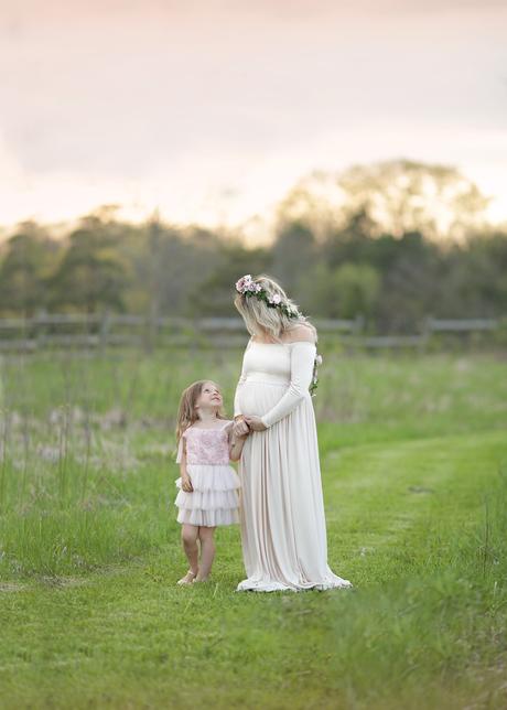 Spring boho maternity photos featuring Sew Trendy Accessories