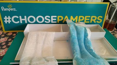 Choose Pampers baby dry
