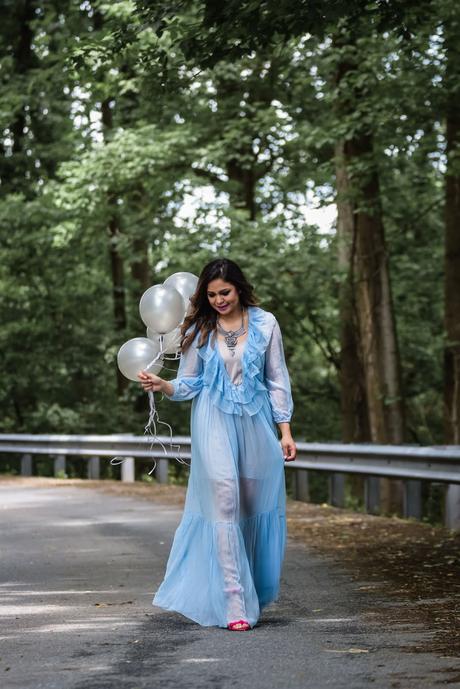 business of blogging, fashion blogger, balloon photoshoot, maxi ruffle dress, summer photoshoot, pink sam edelman sandals, spring style, statement necklace, wavy curl hair, pink lipstick, purple lipstick, myriad musings