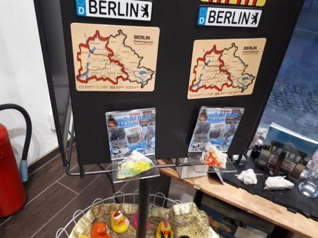 World Borders: Crossing the Former Berlin Wall from East Germany (DDR) into West Germany (FROG) World Borders: Crossing the Former Berlin Wall from East Germany (DDR) into West Germany (FROG)