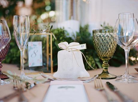 chic stylish soft tones wedding decoration ideas-02x