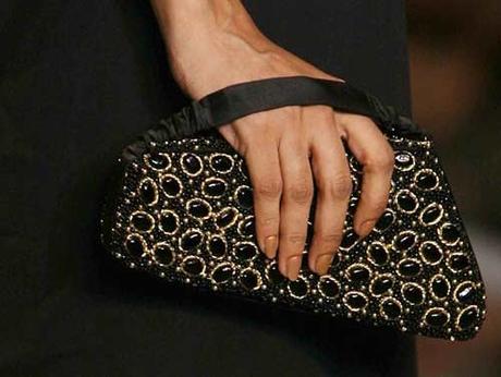 4 Must Have Fashion Accessories To Lift Up Your Style Quotient