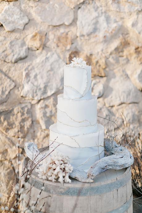 White coral styled shoot in Santorini white-coral-styled-shoot-santorini-_16