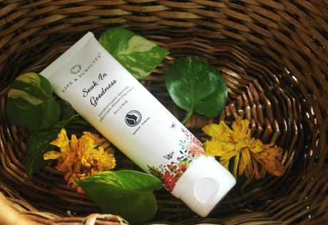 Life & Pursuits Soak-In Goodness Organic Ultra-Light Face & Body Moisturizing Lotion Review