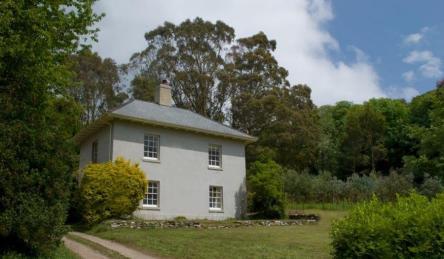 5 Kinds of Special Cottages To Make The Best of Your Holidays