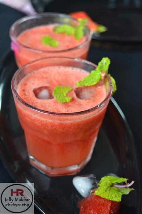 Watermelon, Mint and Lime Slushie Recipe | 4 Ingredient Watermelon Slushie